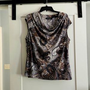 Kasper xl shell black, gray, white and beige.